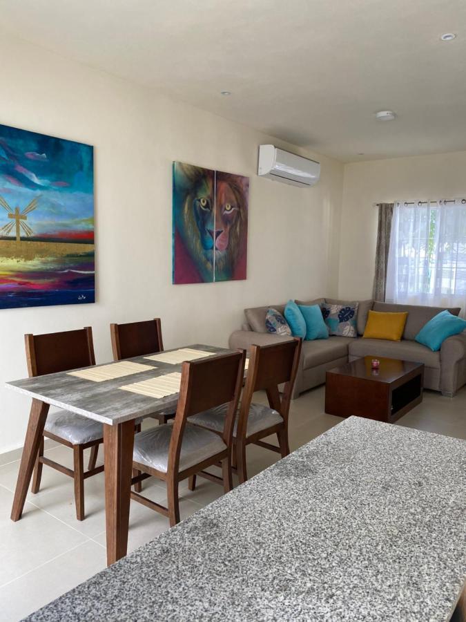 Cozy Family Vacation Home Near The Beach! 신데 델 카르멘 외부 사진