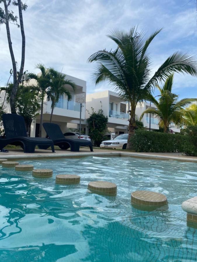 Cozy Family Vacation Home Near The Beach! 신데 델 카르멘 외부 사진